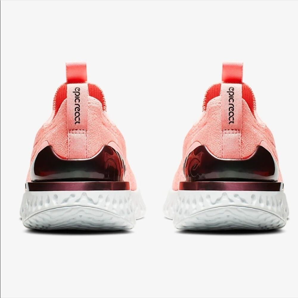 NIKE Epic React Phantom Flyknit in Melon Running … - image 3